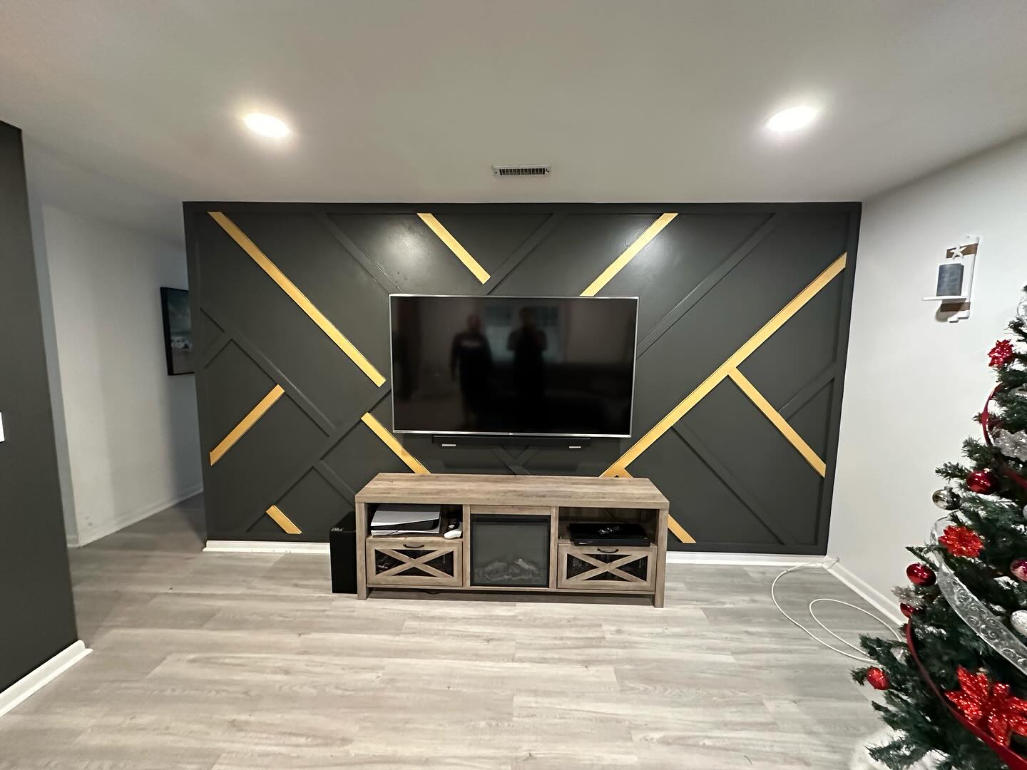 TV Entertainment Centers project by AVP Construction JAX