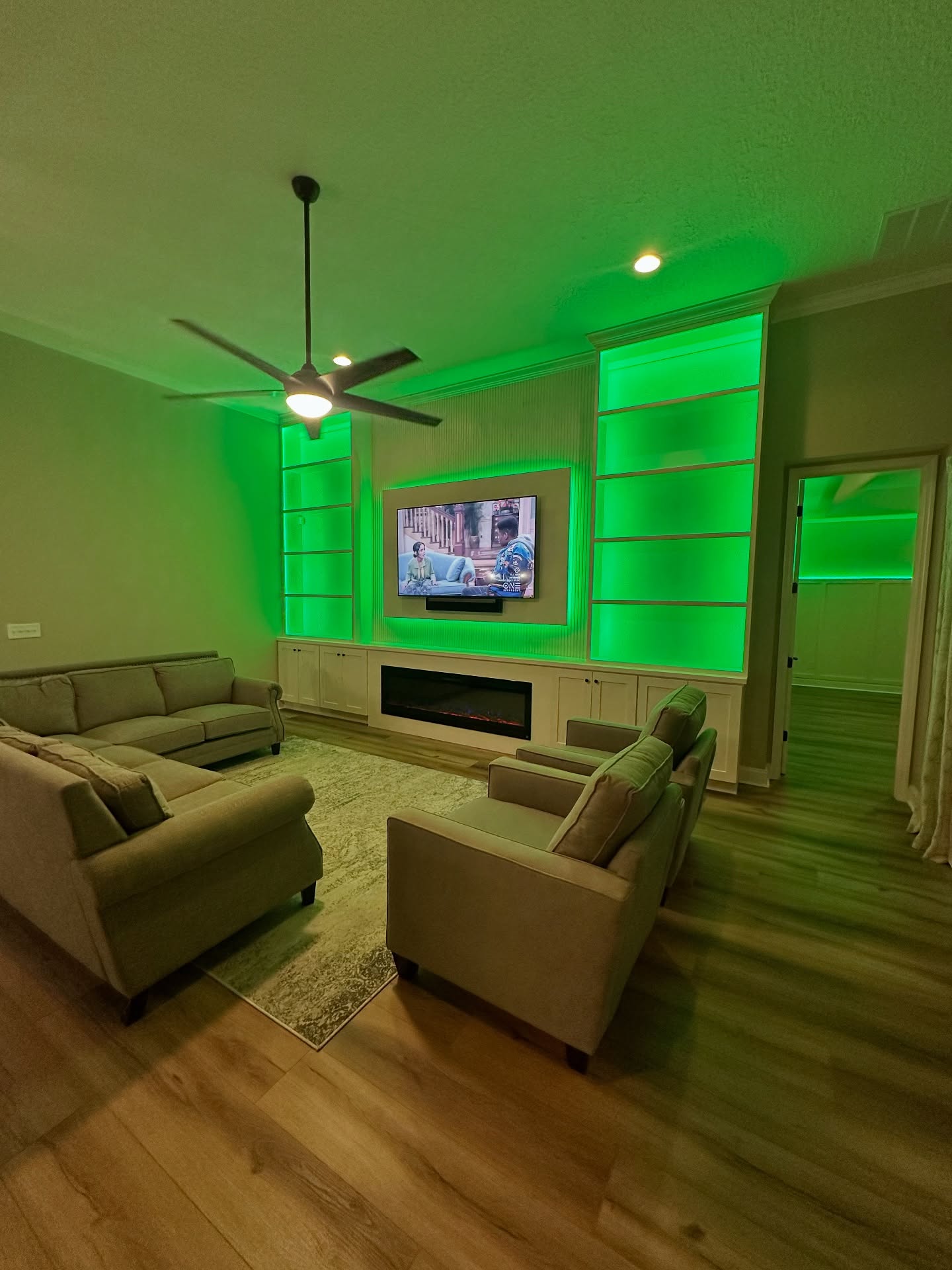 TV Entertainment Centers project by AVP Construction JAX