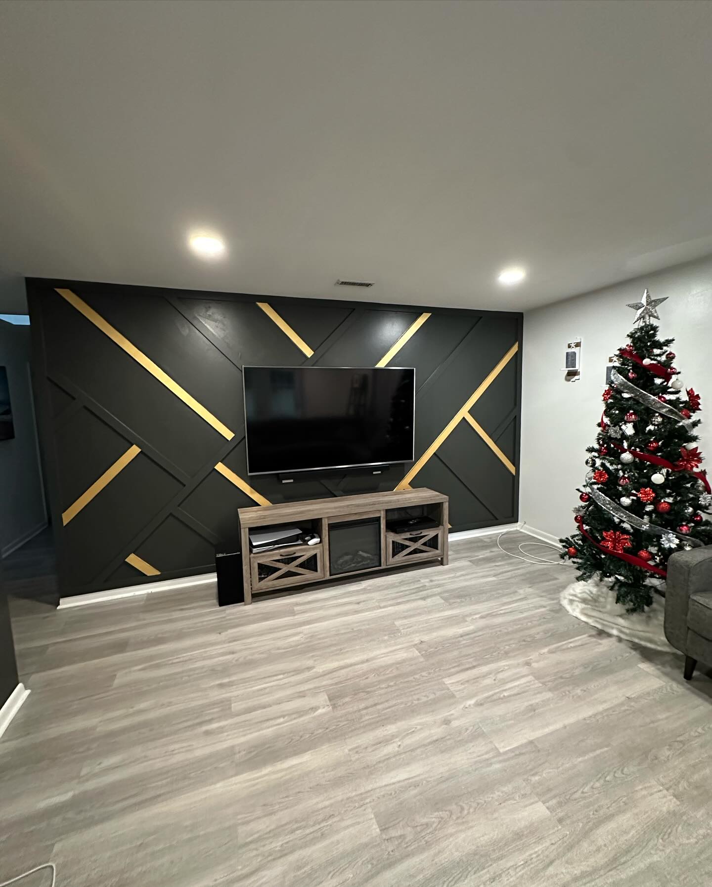 TV Entertainment Centers project by AVP Construction JAX