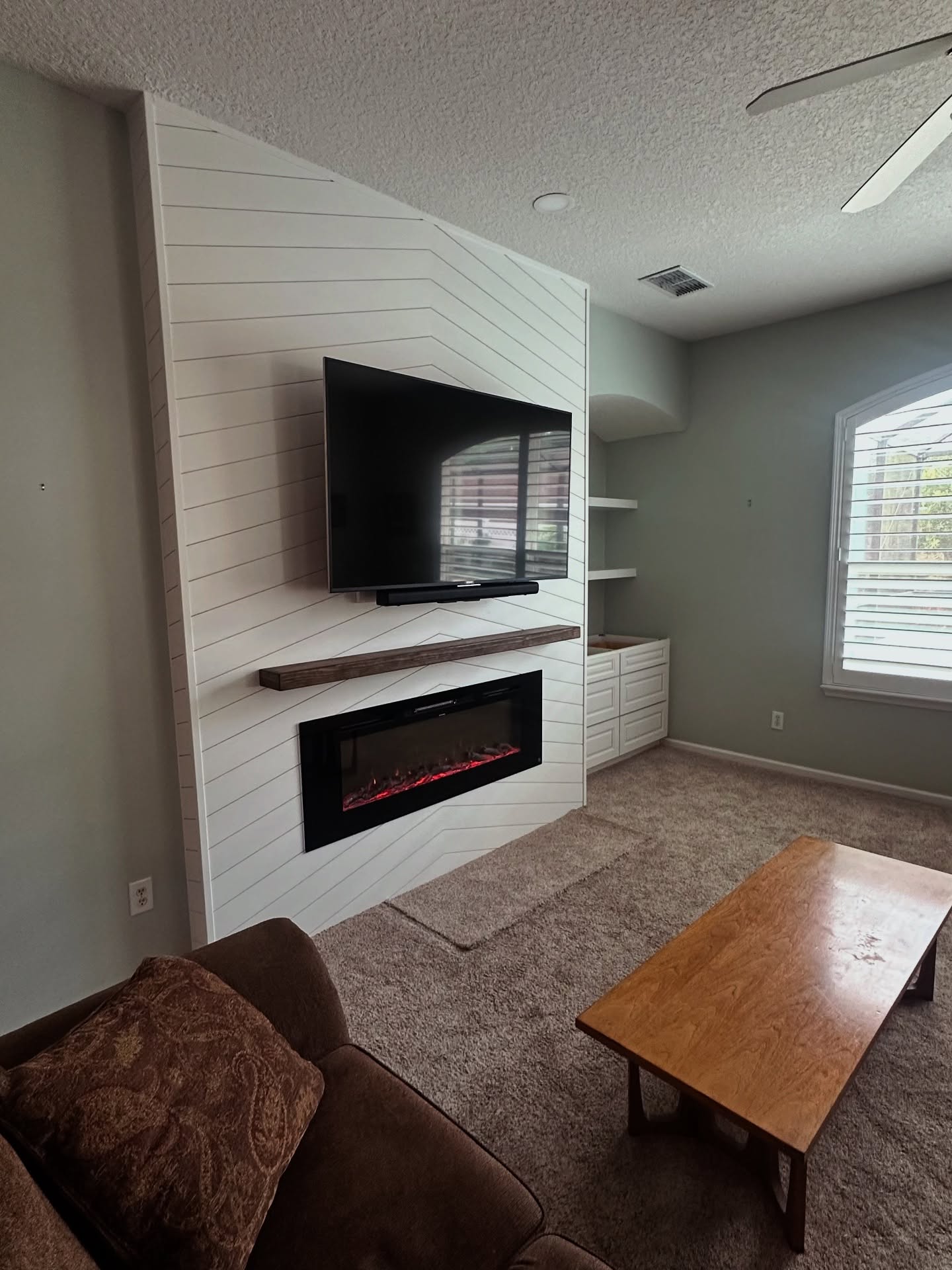 TV Entertainment Centers project by AVP Construction JAX