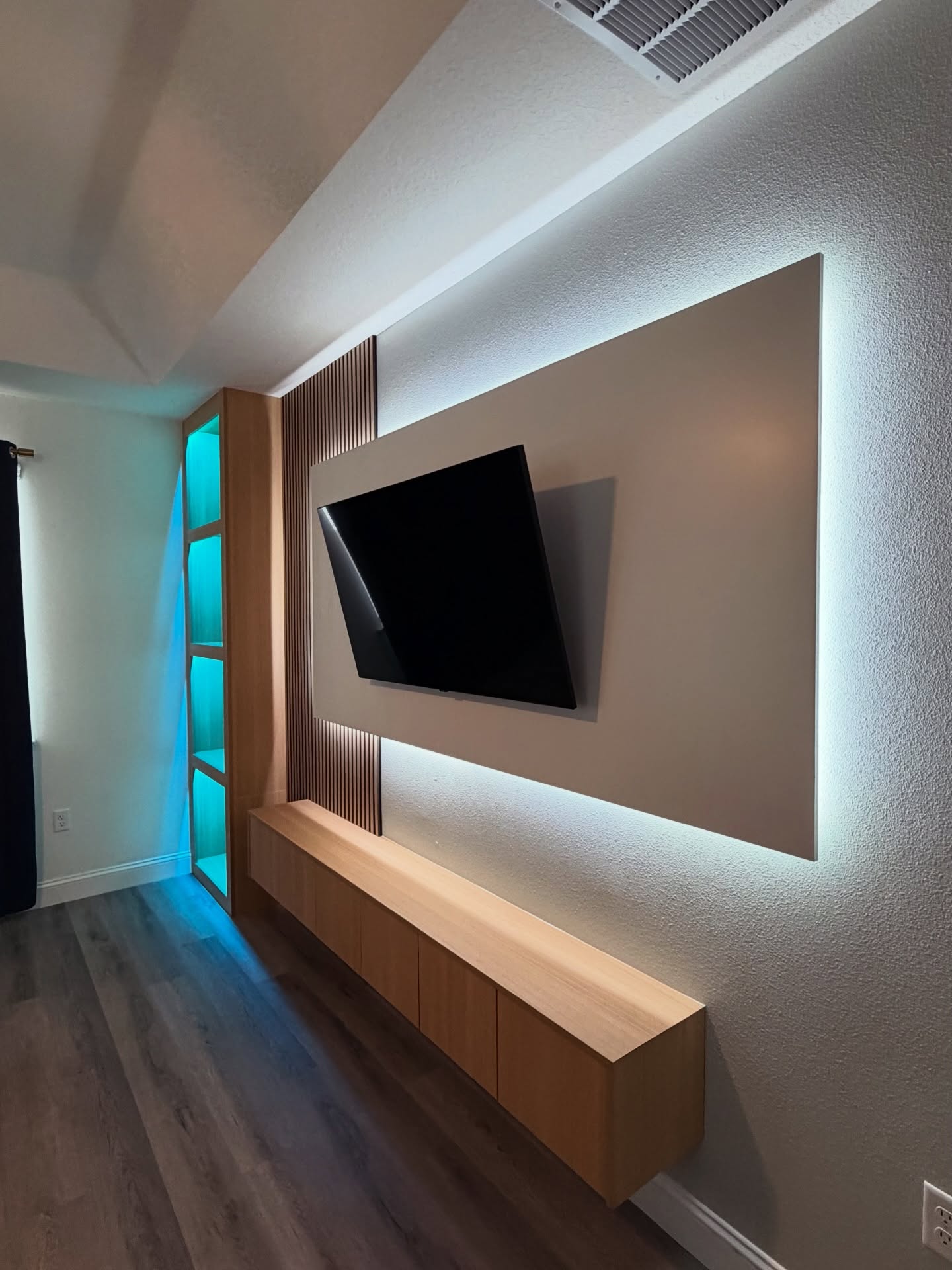 TV Entertainment Centers project by AVP Construction JAX