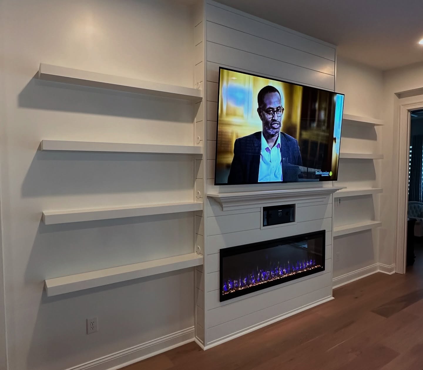TV Entertainment Centers project by AVP Construction JAX