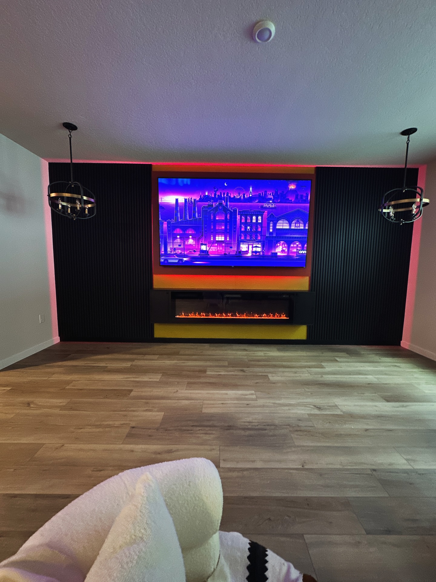 TV Entertainment Centers project by AVP Construction JAX